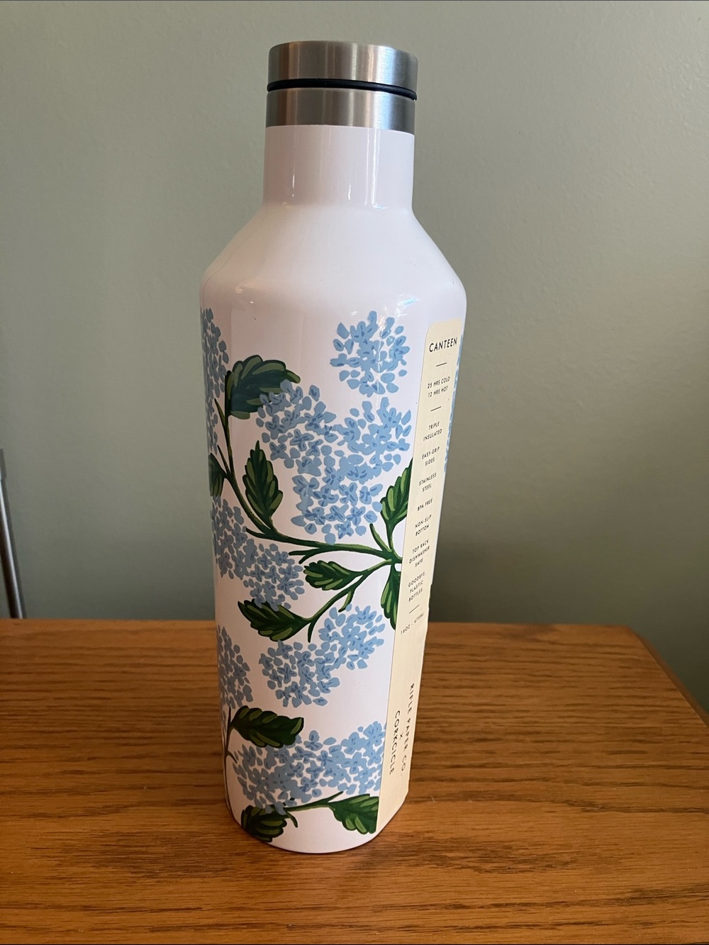 Rifle Paper Co x Corksicle hydrangea insulated. Stainless steel hot cold canteen